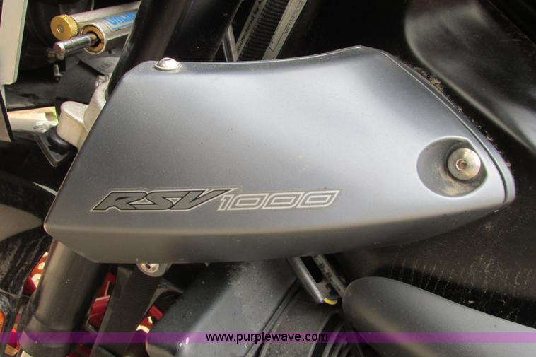 image for item I9646 2004 Aprilia Tuono RSV 1000 motorcycle