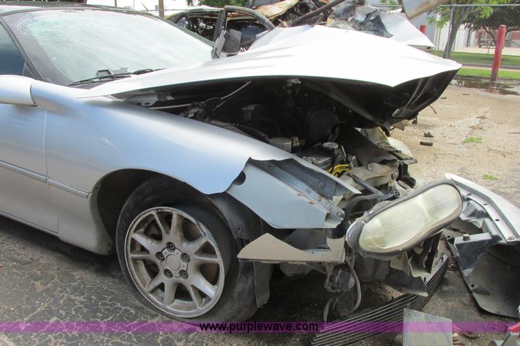 image for item I9647 2002 Chevrolet Camaro