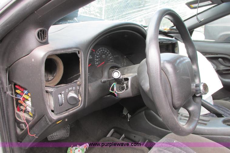 image for item I9647 2002 Chevrolet Camaro