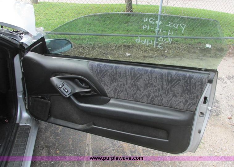 image for item I9647 2002 Chevrolet Camaro