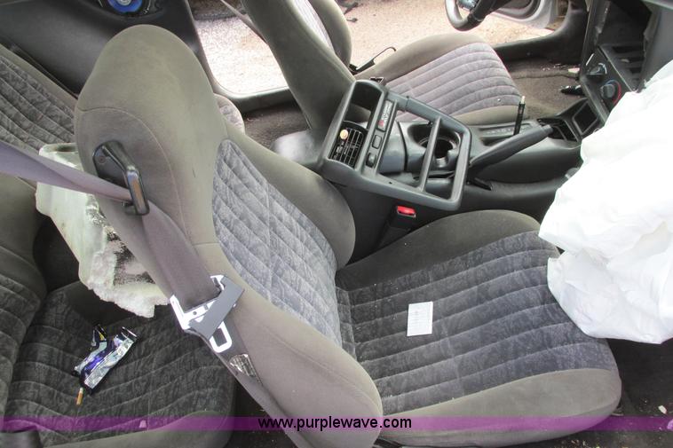 image for item I9647 2002 Chevrolet Camaro