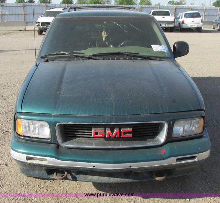 image for item I9677 1996 GMC Jimmy SL SUV
