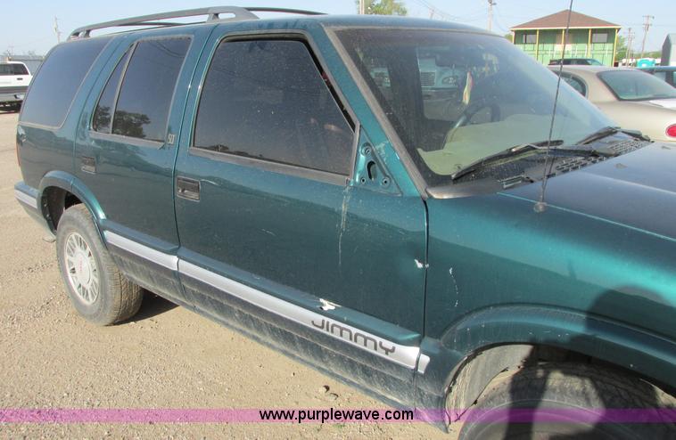 image for item I9677 1996 GMC Jimmy SL SUV