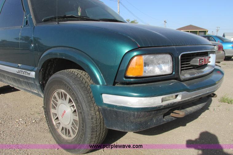 image for item I9677 1996 GMC Jimmy SL SUV