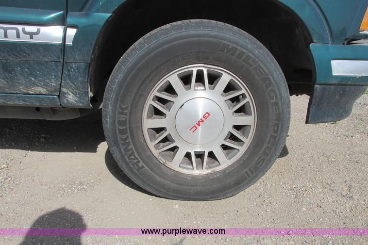 image for item I9677 1996 GMC Jimmy SL SUV