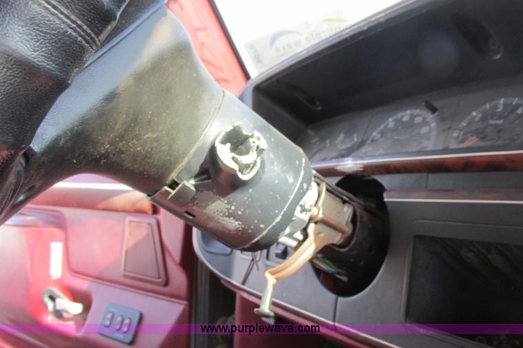 image for item I9678 1987 Ford F150 SuperCab pickup truck