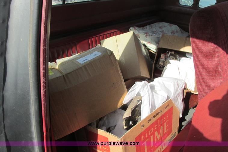 image for item I9678 1987 Ford F150 SuperCab pickup truck