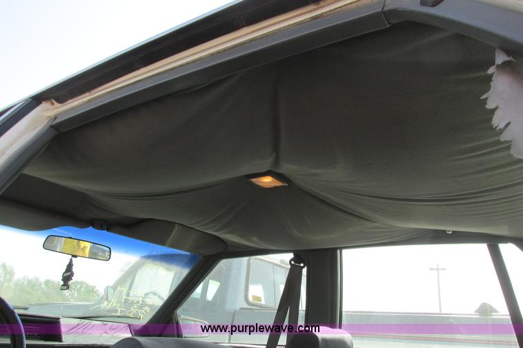 image for item I9679 1989 Oldsmobile Royale Bougham