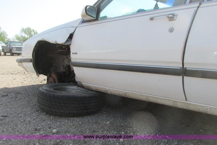 image for item I9679 1989 Oldsmobile Royale Bougham