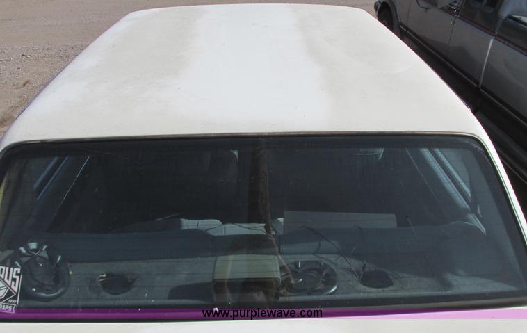 image for item I9679 1989 Oldsmobile Royale Bougham