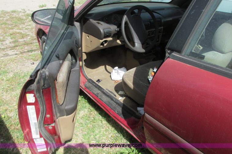 image for item I9680 1998 Dodge Neon Highline