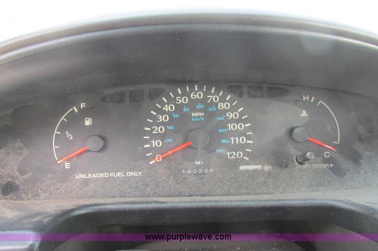 image for item I9680 1998 Dodge Neon Highline