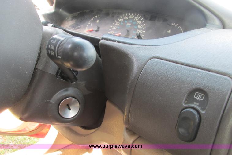 image for item I9680 1998 Dodge Neon Highline