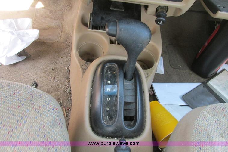 image for item I9680 1998 Dodge Neon Highline