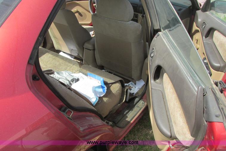 image for item I9680 1998 Dodge Neon Highline