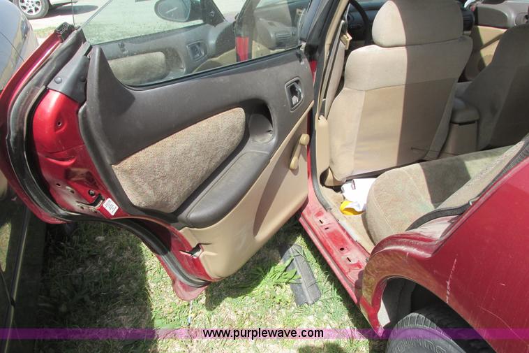 image for item I9680 1998 Dodge Neon Highline