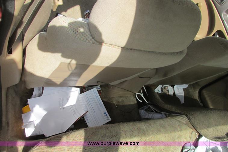 image for item I9680 1998 Dodge Neon Highline