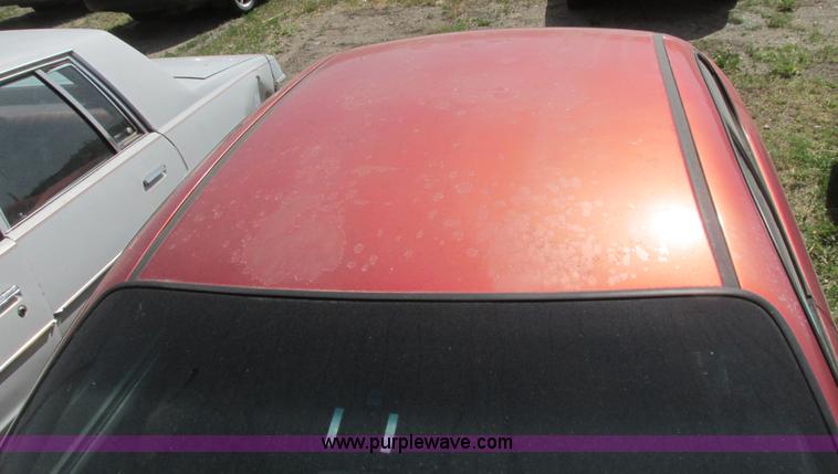 image for item I9680 1998 Dodge Neon Highline