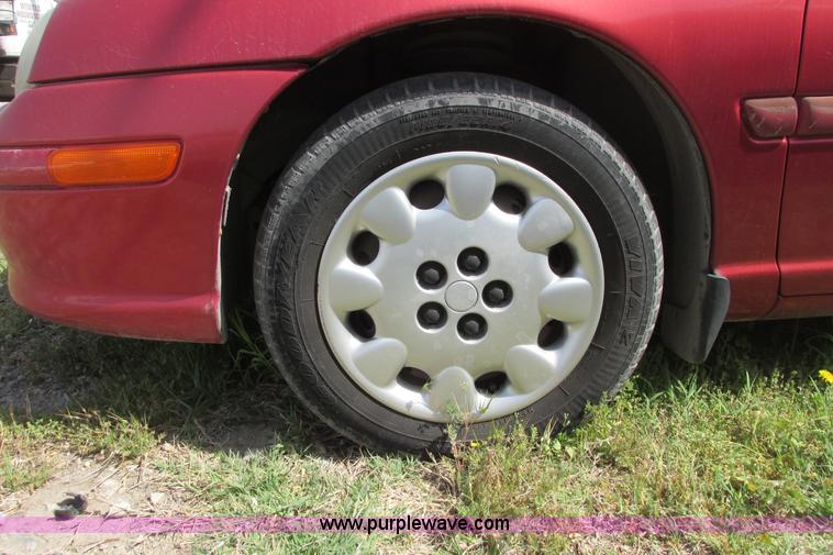 image for item I9680 1998 Dodge Neon Highline