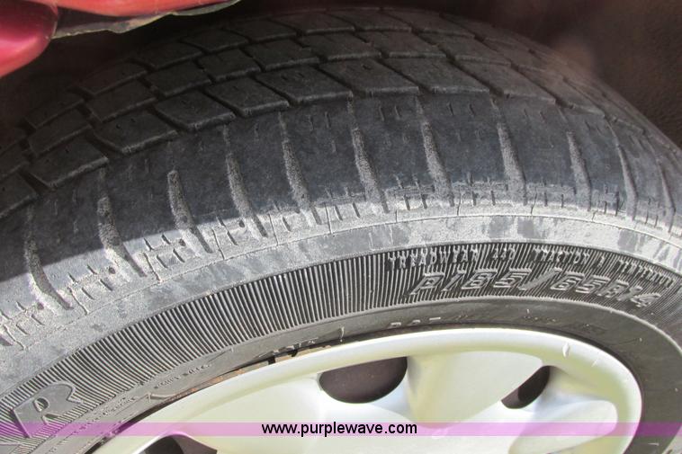 image for item I9680 1998 Dodge Neon Highline