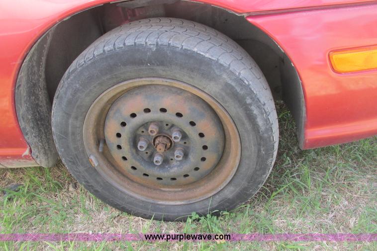 image for item I9680 1998 Dodge Neon Highline