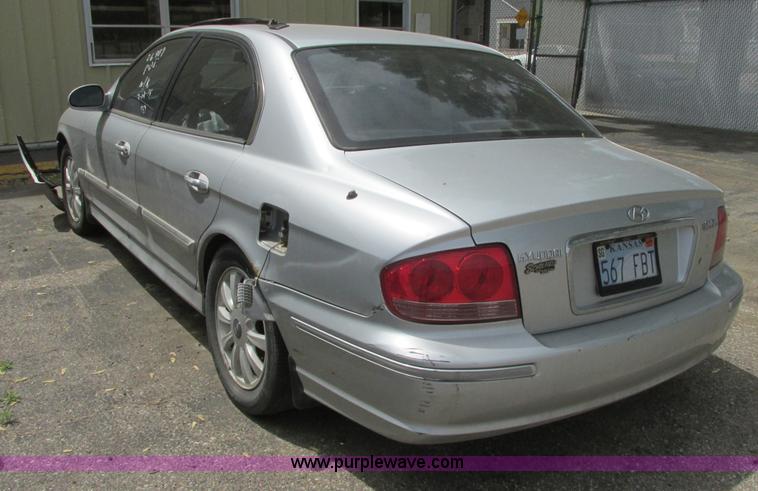 image for item I9682 2002 Hyundai Sonata LX