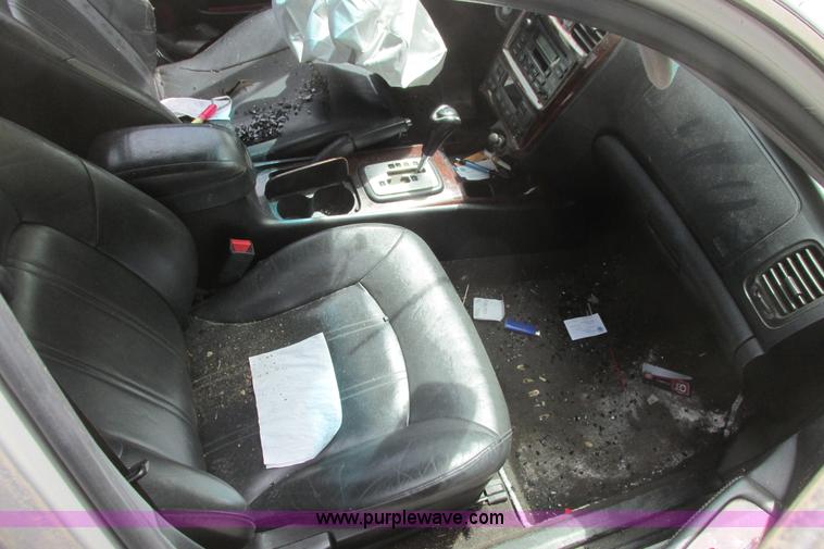 image for item I9682 2002 Hyundai Sonata LX