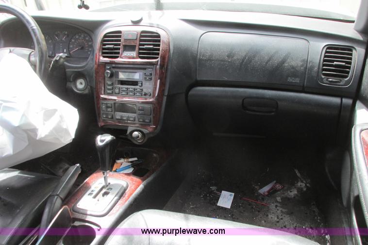 image for item I9682 2002 Hyundai Sonata LX