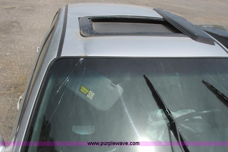 image for item I9682 2002 Hyundai Sonata LX