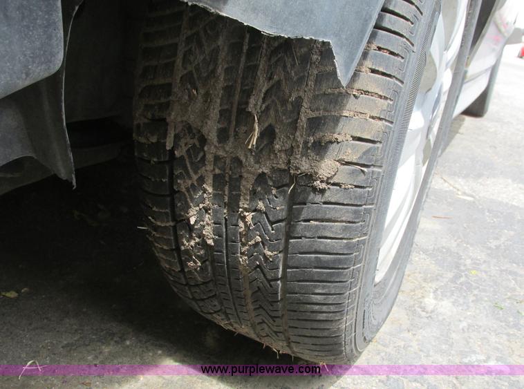 image for item I9682 2002 Hyundai Sonata LX