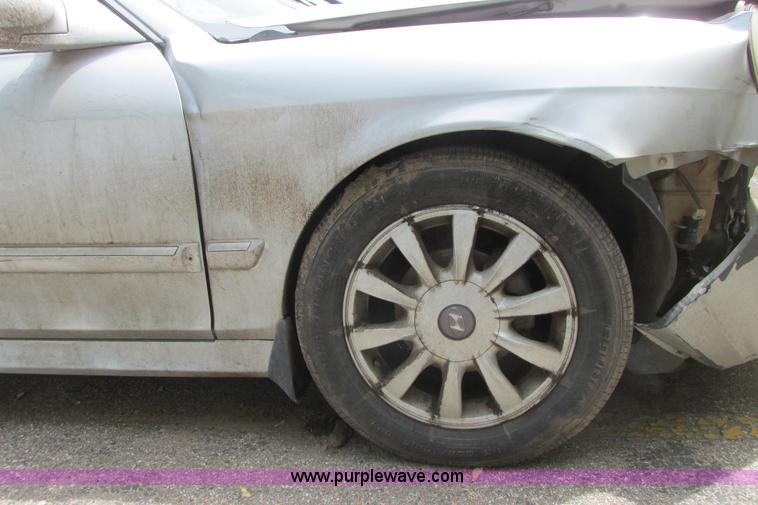 image for item I9682 2002 Hyundai Sonata LX