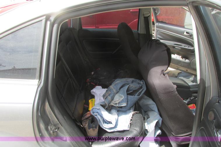 image for item I9683 2004 Volkswagen Passat GLS