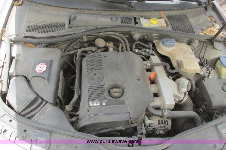 image for item I9683 2004 Volkswagen Passat GLS