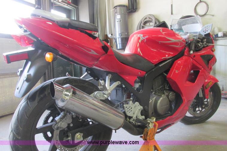 image for item I9684 2009 Hyosung RS motorcycle