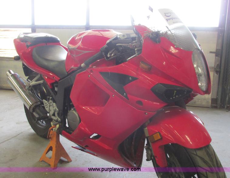 image for item I9684 2009 Hyosung RS motorcycle