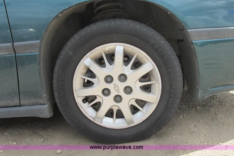 image for item I9710 2000 Chevrolet Impala