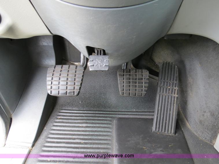 image for item B4913 2007 Freightliner Columbia Heritage Edition semi truck