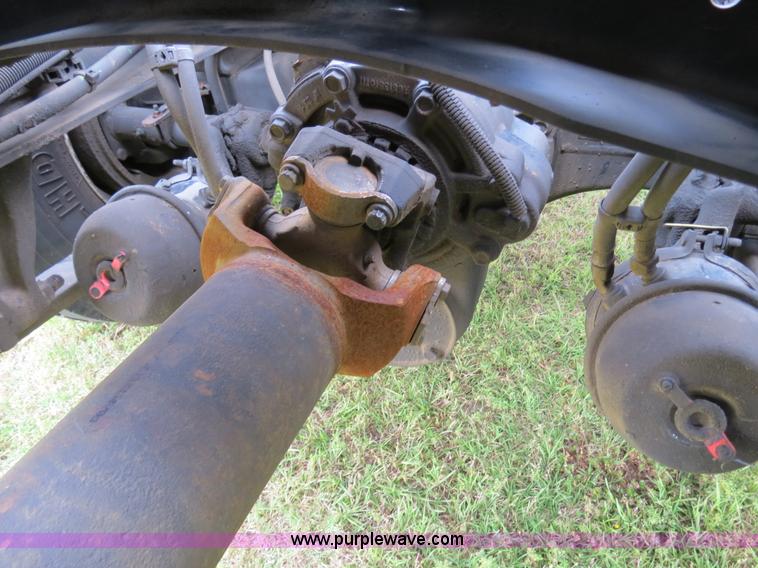 image for item B4913 2007 Freightliner Columbia Heritage Edition semi truck