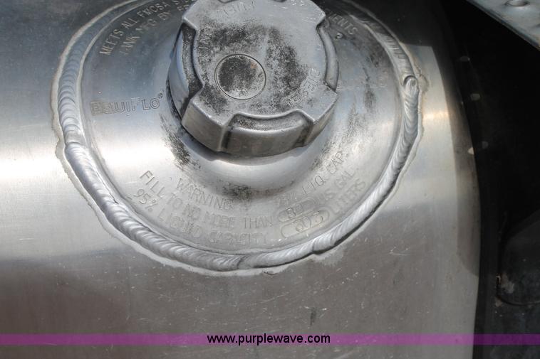 image for item C3880 2008 Freightliner Business Class M2 cab and chassis