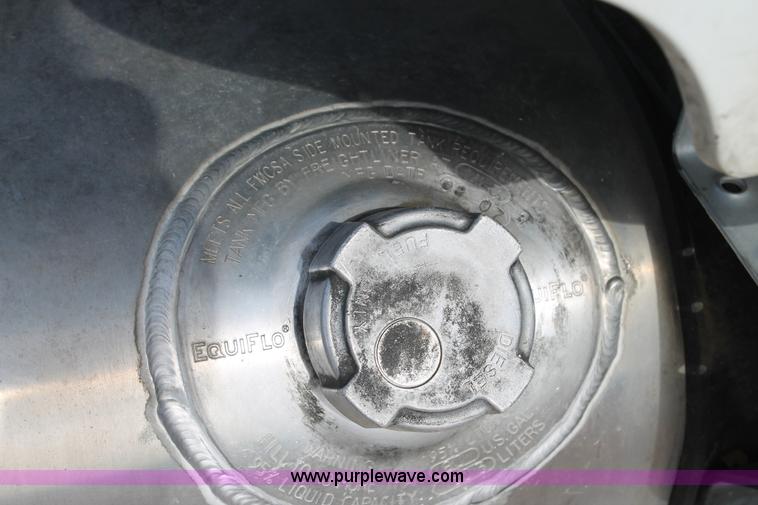 image for item C3880 2008 Freightliner Business Class M2 cab and chassis