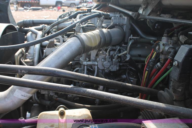 image for item C3880 2008 Freightliner Business Class M2 cab and chassis