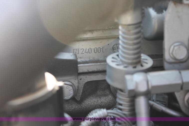 image for item C3880 2008 Freightliner Business Class M2 cab and chassis