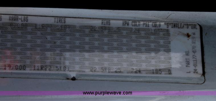 image for item C3880 2008 Freightliner Business Class M2 cab and chassis