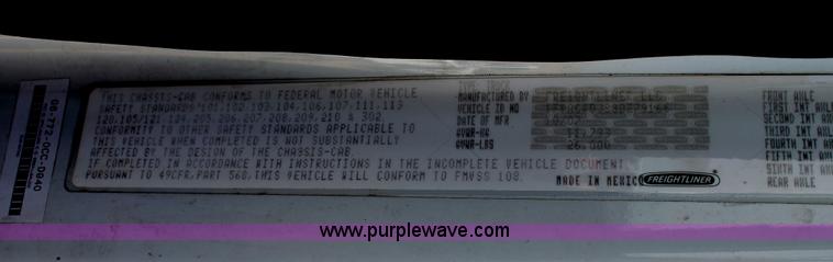 image for item C3880 2008 Freightliner Business Class M2 cab and chassis