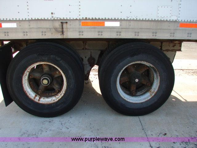 image for item D1005 1989 Fruehauf 48' storage semi trailer