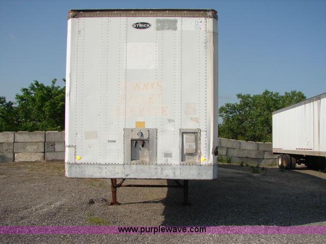 image for item D1006 1988 Strick 48' storage semi trailer
