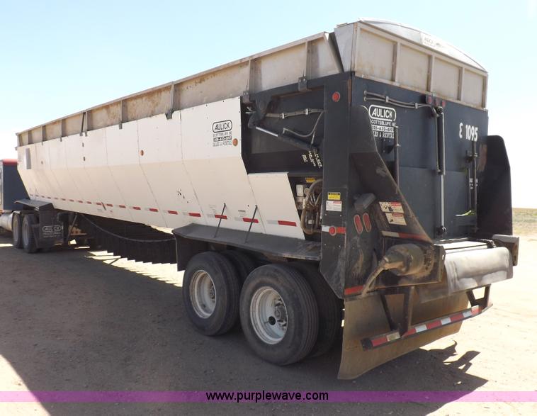 image for item H1896 2008 Aulick belt trailer