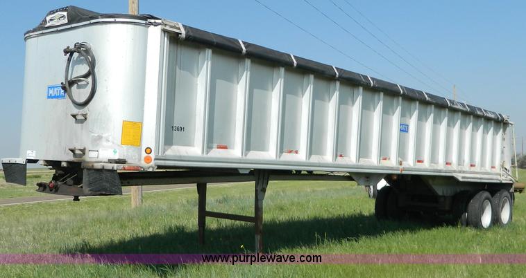 image for item H2470 1996 Mate end dump aluminum trailer