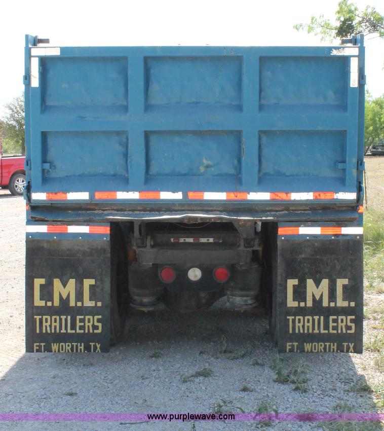 image for item H2992 1992 Freightliner FLD dump truck
