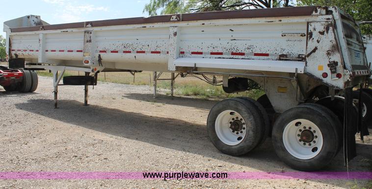 image for item H2995 1999 Clement LW3829-B end dump trailer